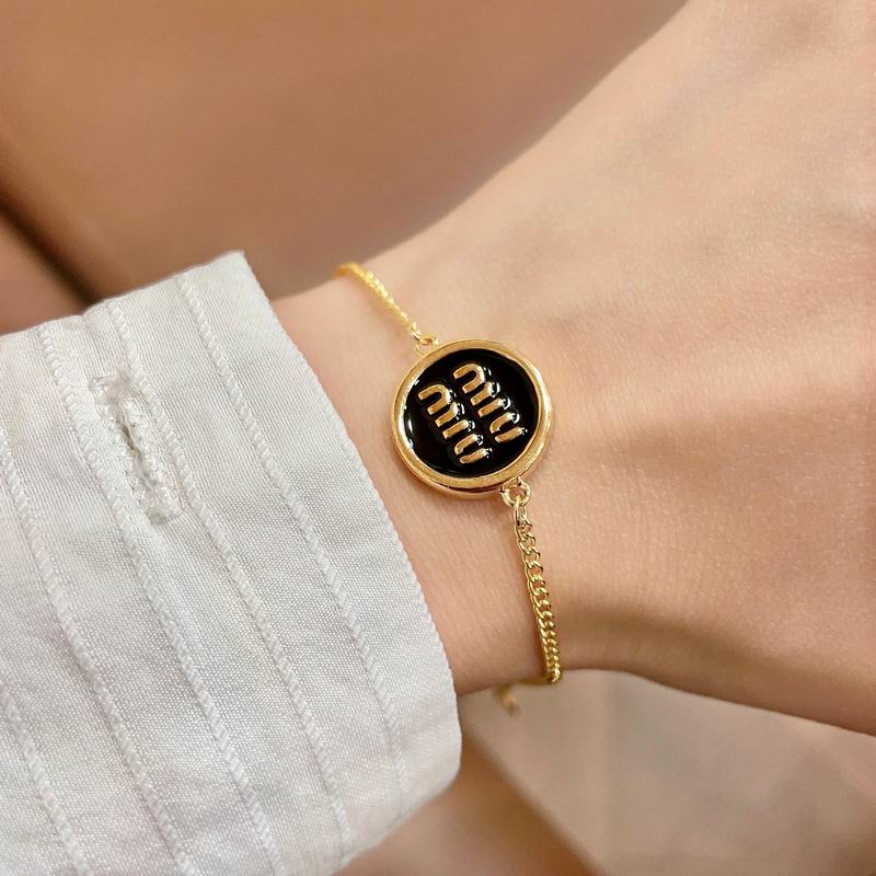 MiuMiu Bracelet 10yxq04